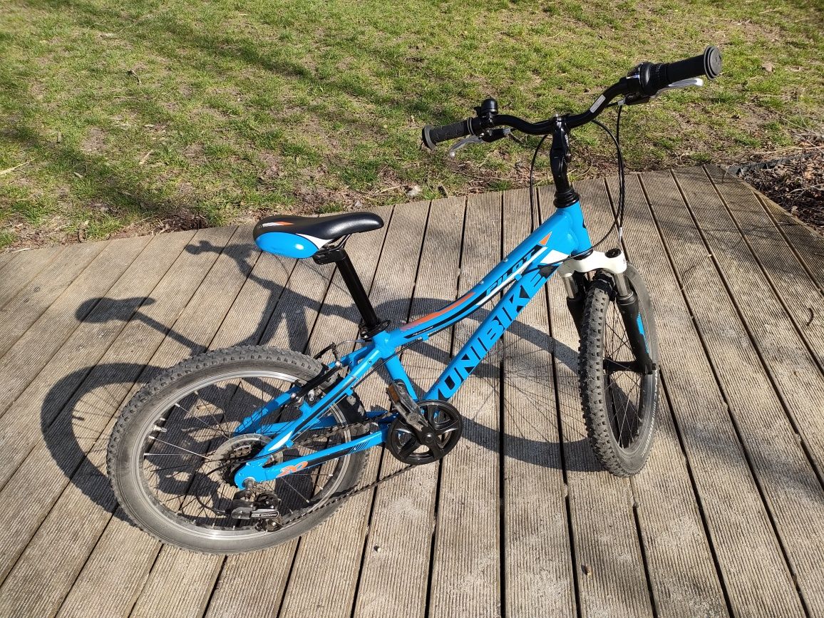 Unibile Pilot 20' Wrocław plus kask i dętka gratis