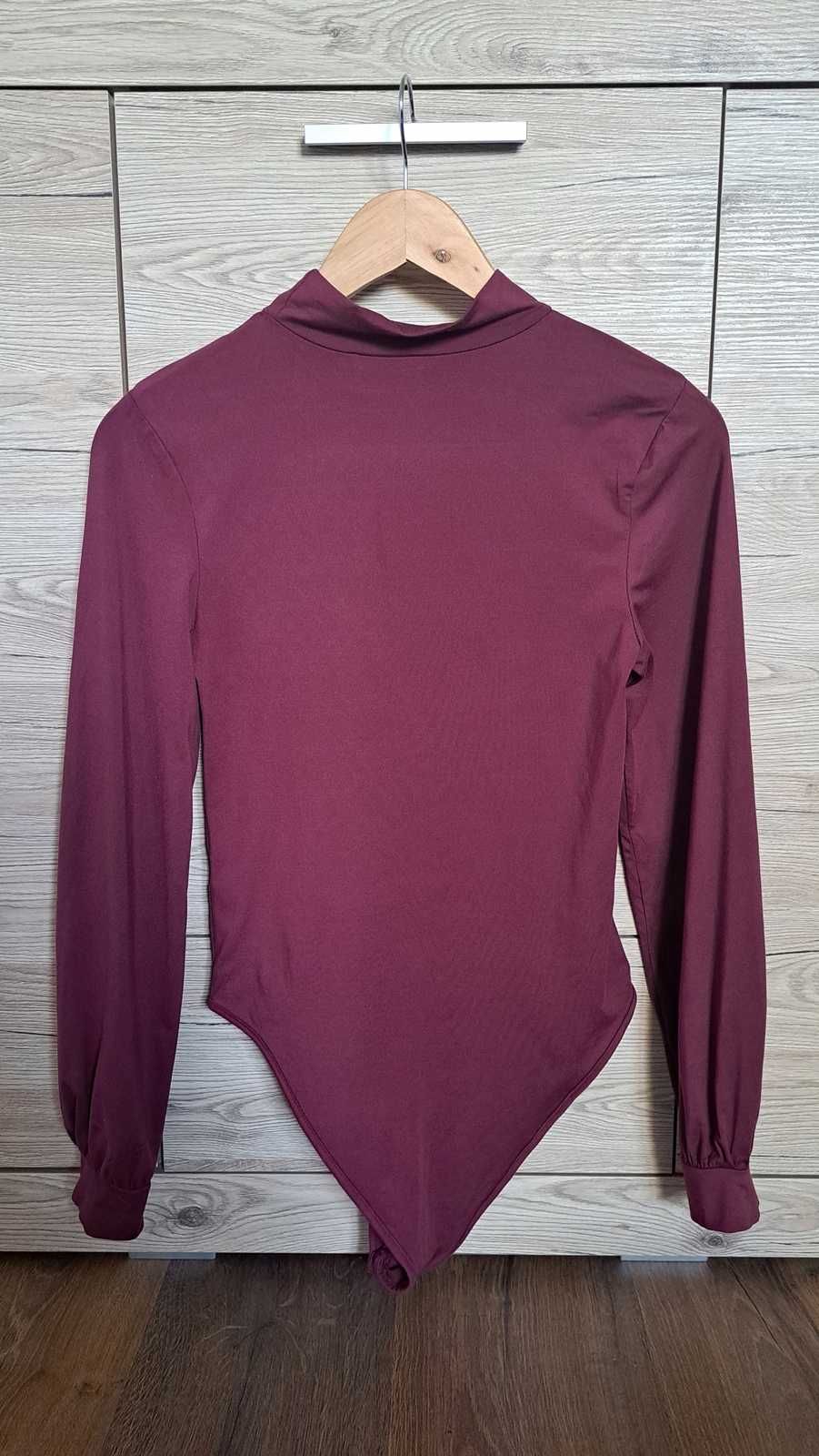 Bordowe body z golfem Primark 38 M