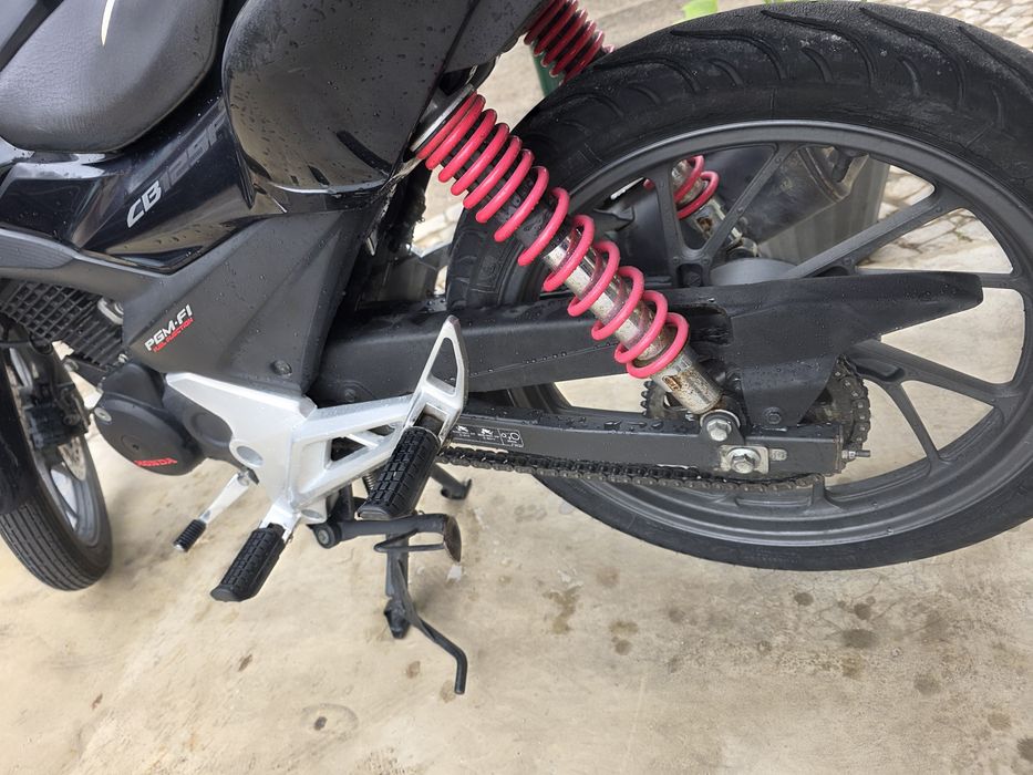 CB125f bem concervada 2016