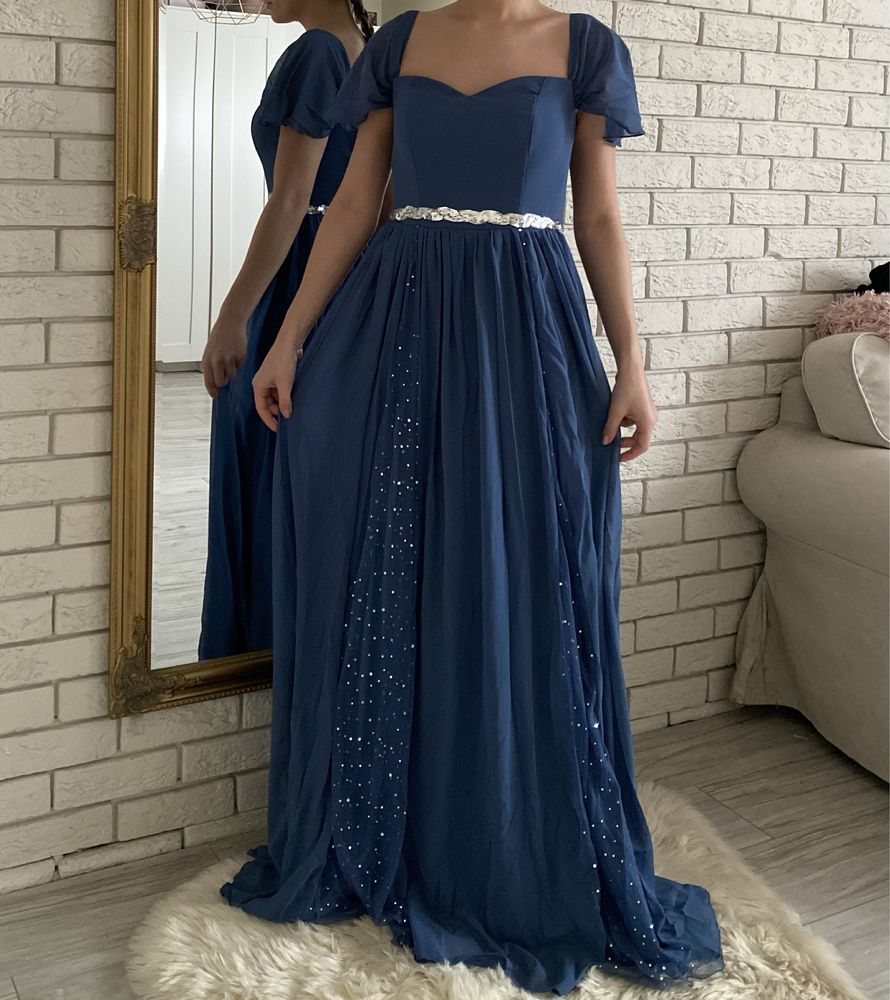Niebieska długa szyfonowa sukienka maxi