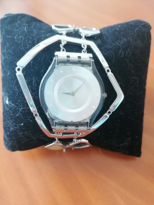 Relógios swatch e marca branca