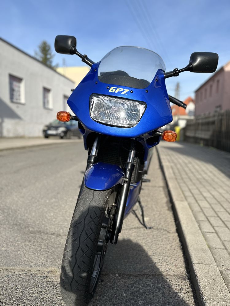 Motocykl Kawasaki GPZ500