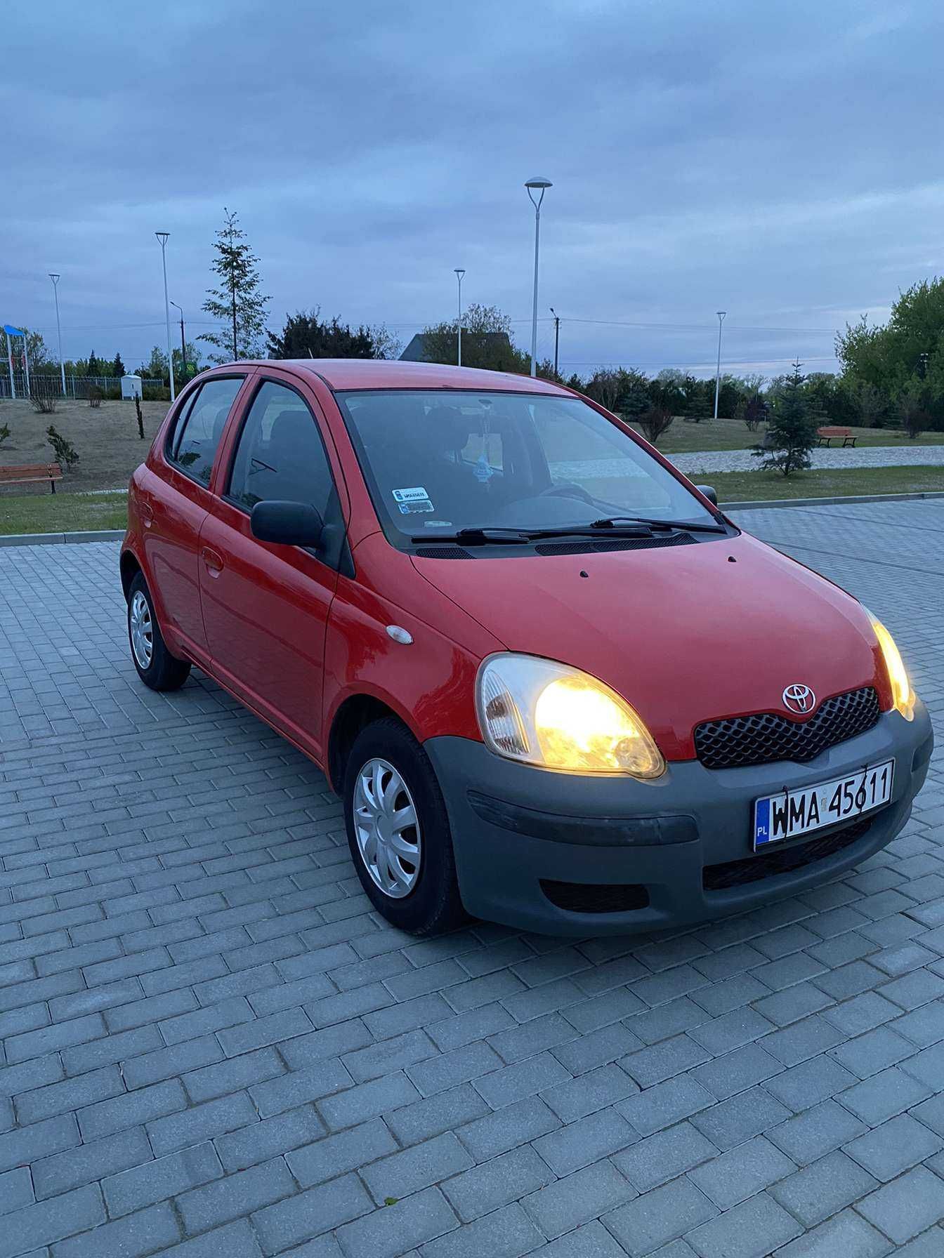 Toyota Yaris 1.0 2004r