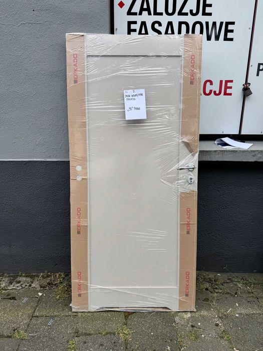 Drzwi wewnętrzne ERKADO nowe z klamką