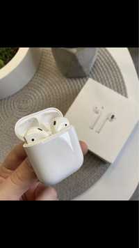 Air Pods 2  коробка як в оригіналі