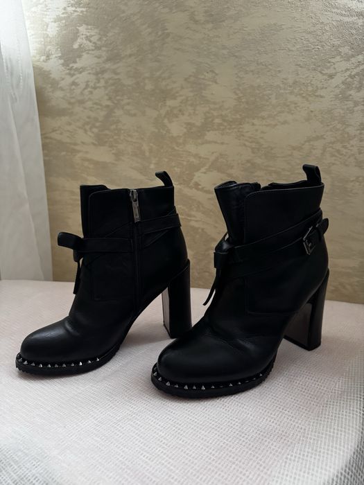 Зимові черевики на підборах