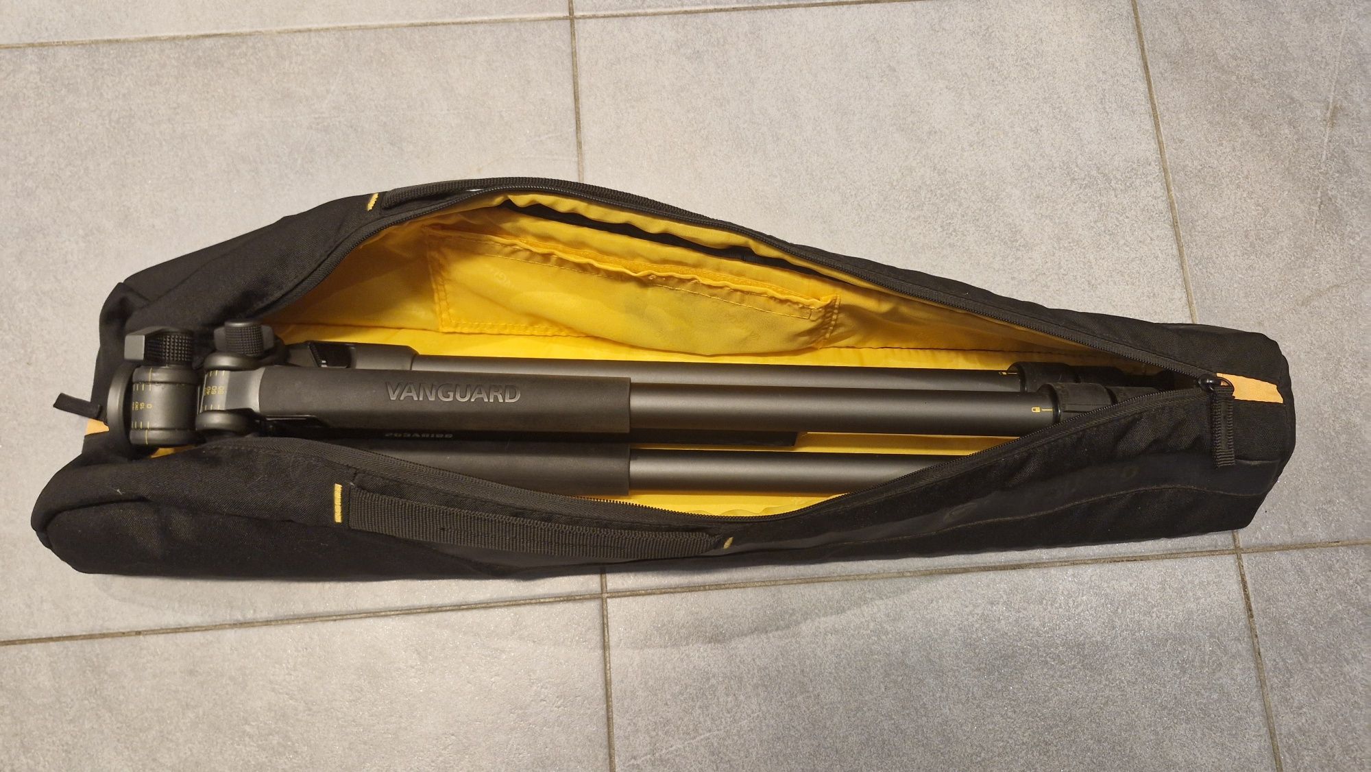Statyw Vanguard Alta Pro 2+ SAME NOGI plus pokrowiec
