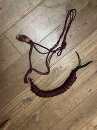 ręcznie robiony halter z liną