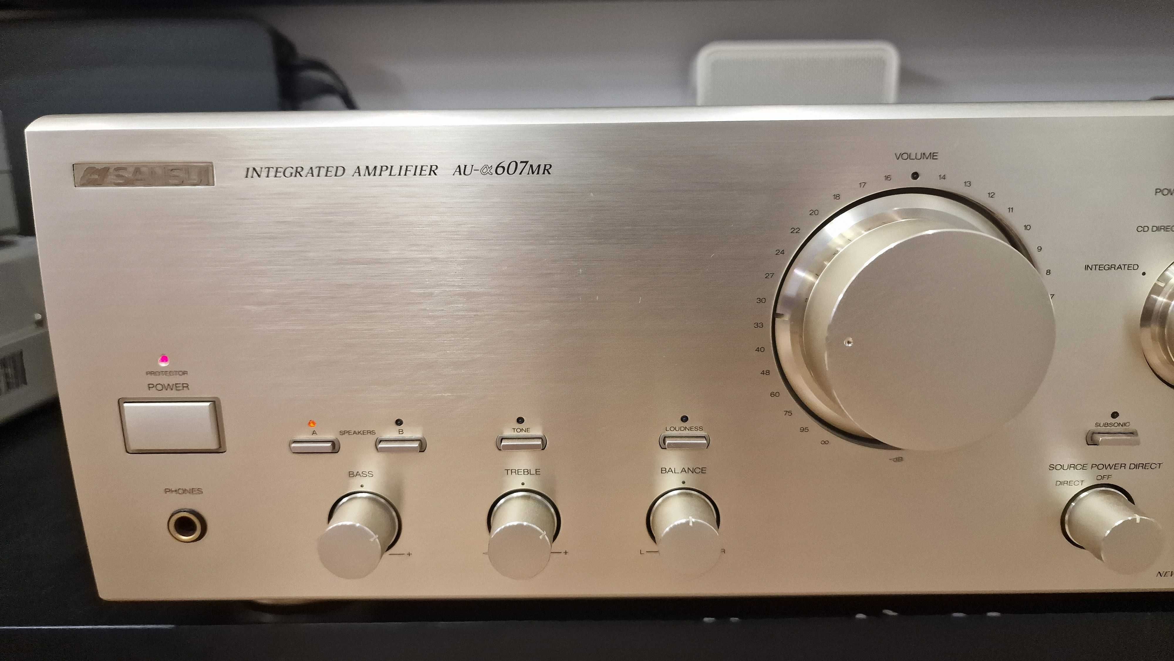 Wzmacniacz Sansui AU 607 MR