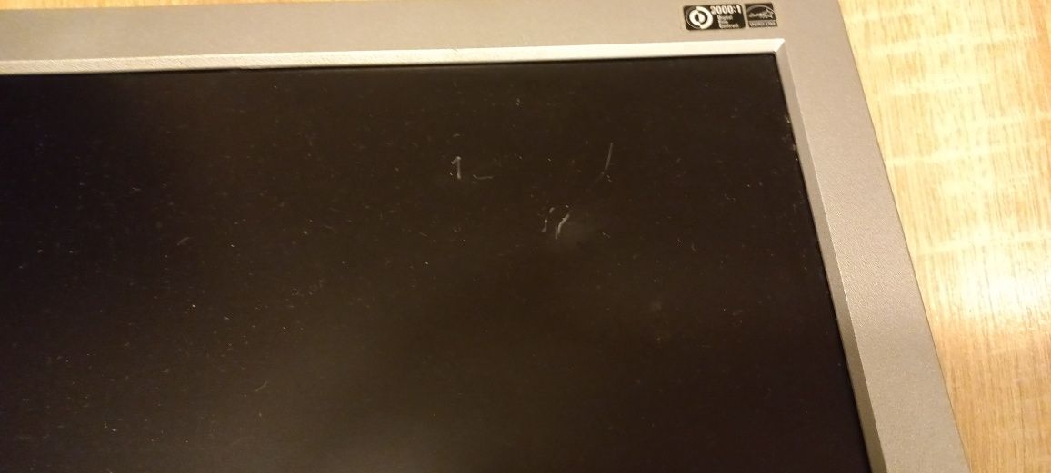 Monitor 19 cali LG