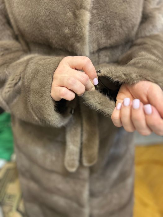 Шуба из меха Норки