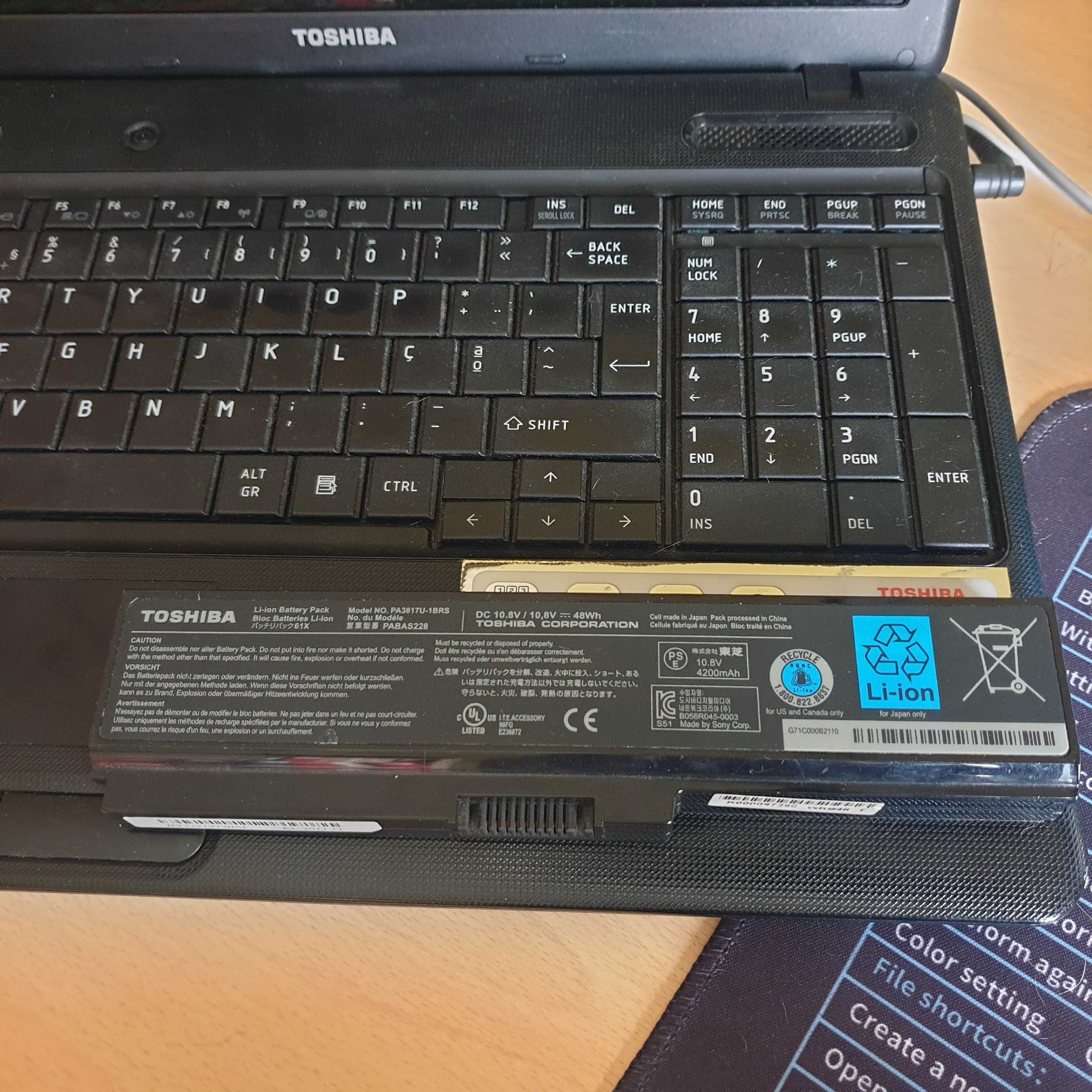 Toshiba Satellite C660D - Vendo 100€ (Incl. Portátil + Rato USB)