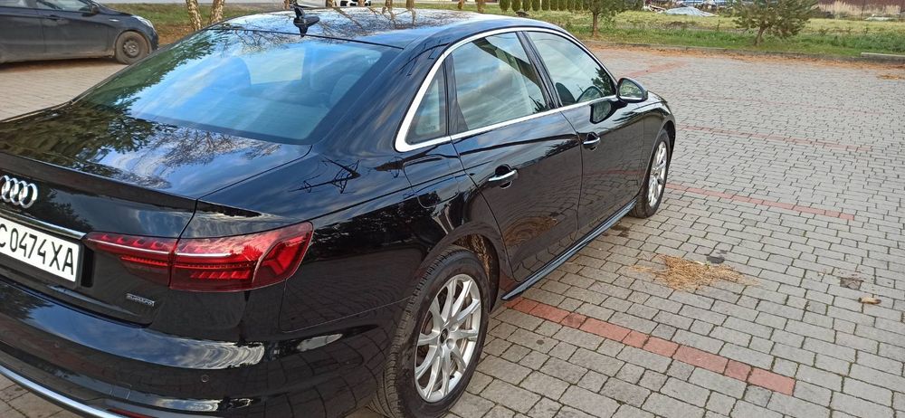 Audi A4 B9 2022 quattro