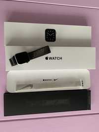 Apple Watch SE 2020 40 mm Silver dwa paski Nike