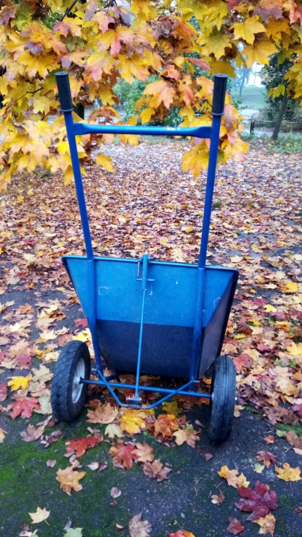 Продам тачку строительную