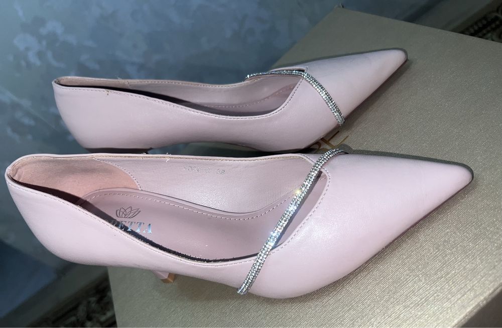 Туфлі рожеві каблук 5 см