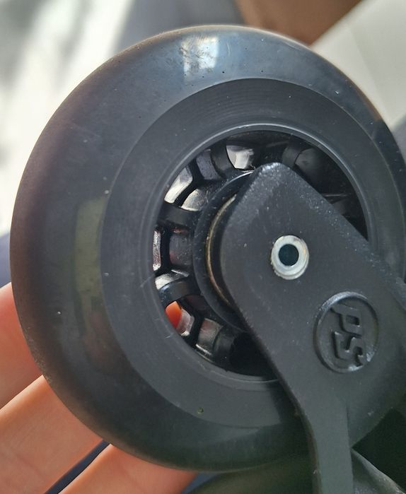 Rolki powerslide z ochraniaczami na kolana,,lokcie i nadgarstki