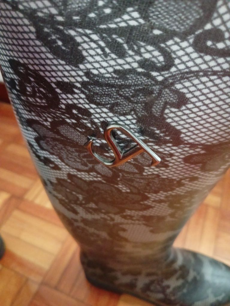 Bota tipo galocha