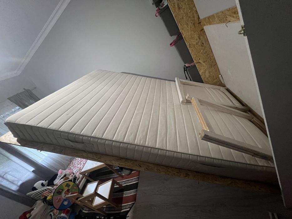 Colchao do ikea semi novo 1,40x2,00 m