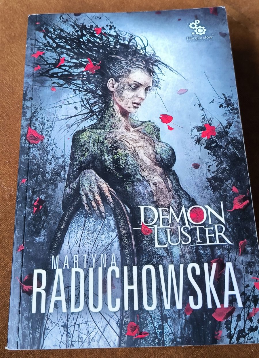 Demon luster, Martyna Raduchowska