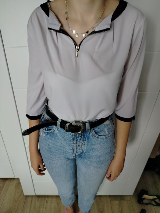 bluzka biała elegancka z suwakiem z dekoltem