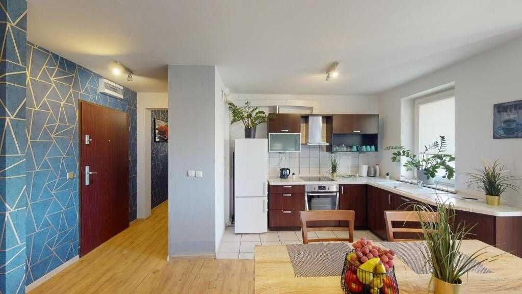 Duży apartament 800m od Rynku (3pokoje/75m2) od150zł /max 10 osób