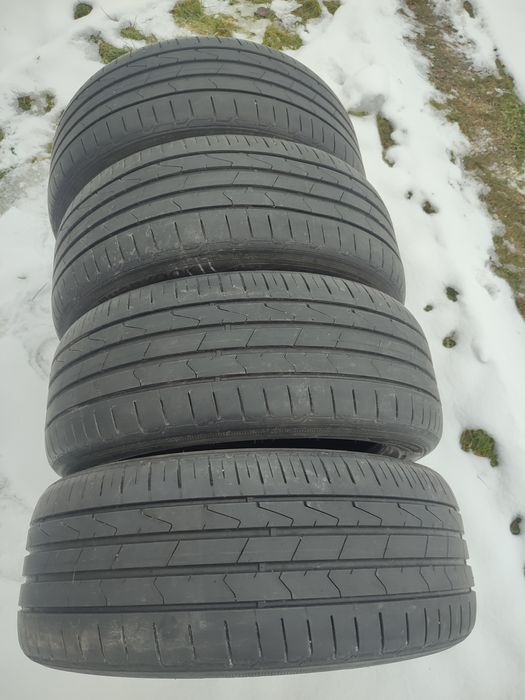 Резина, шини, літні 205/50 R17