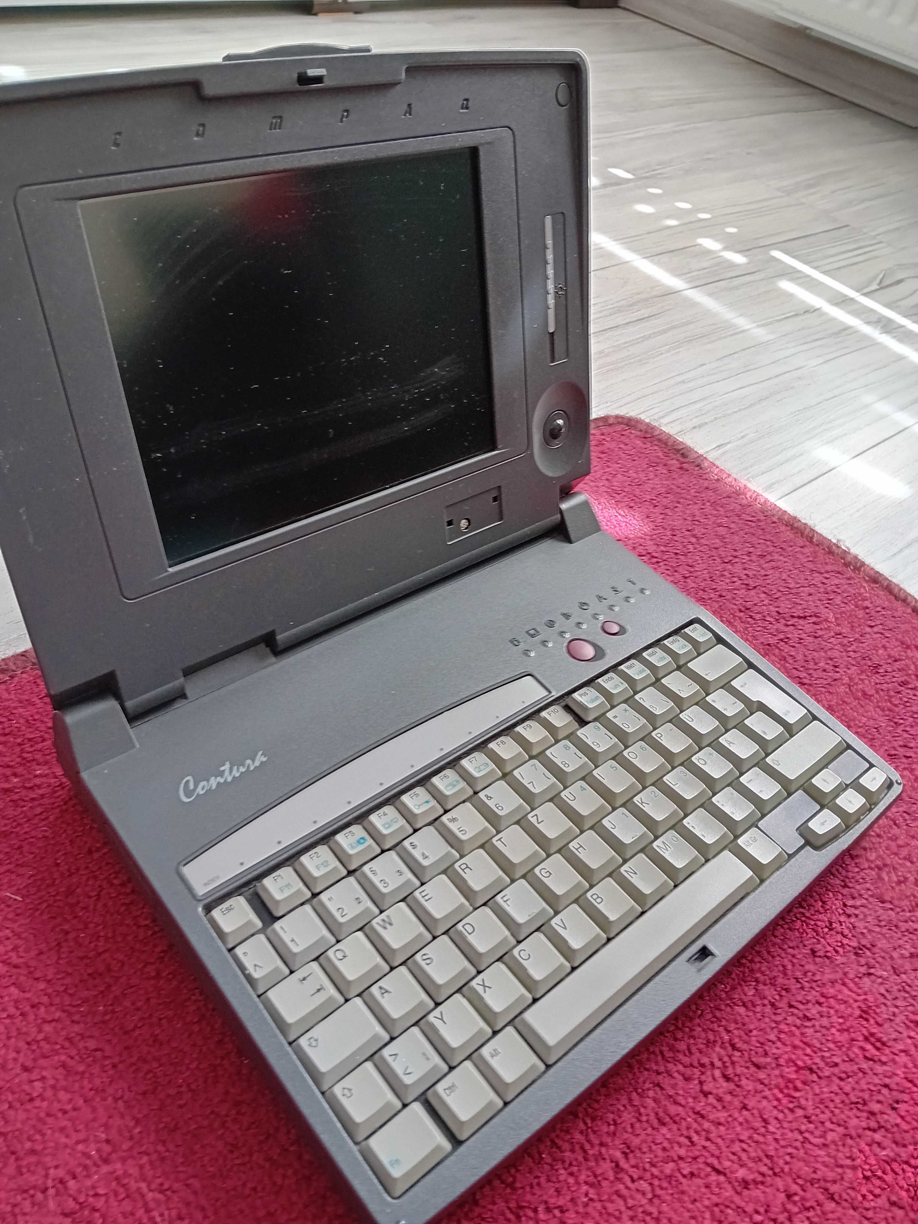 Unikat Jedyny Retro netbook rarytas kolekcjonerski Compaq 2820F Okaz