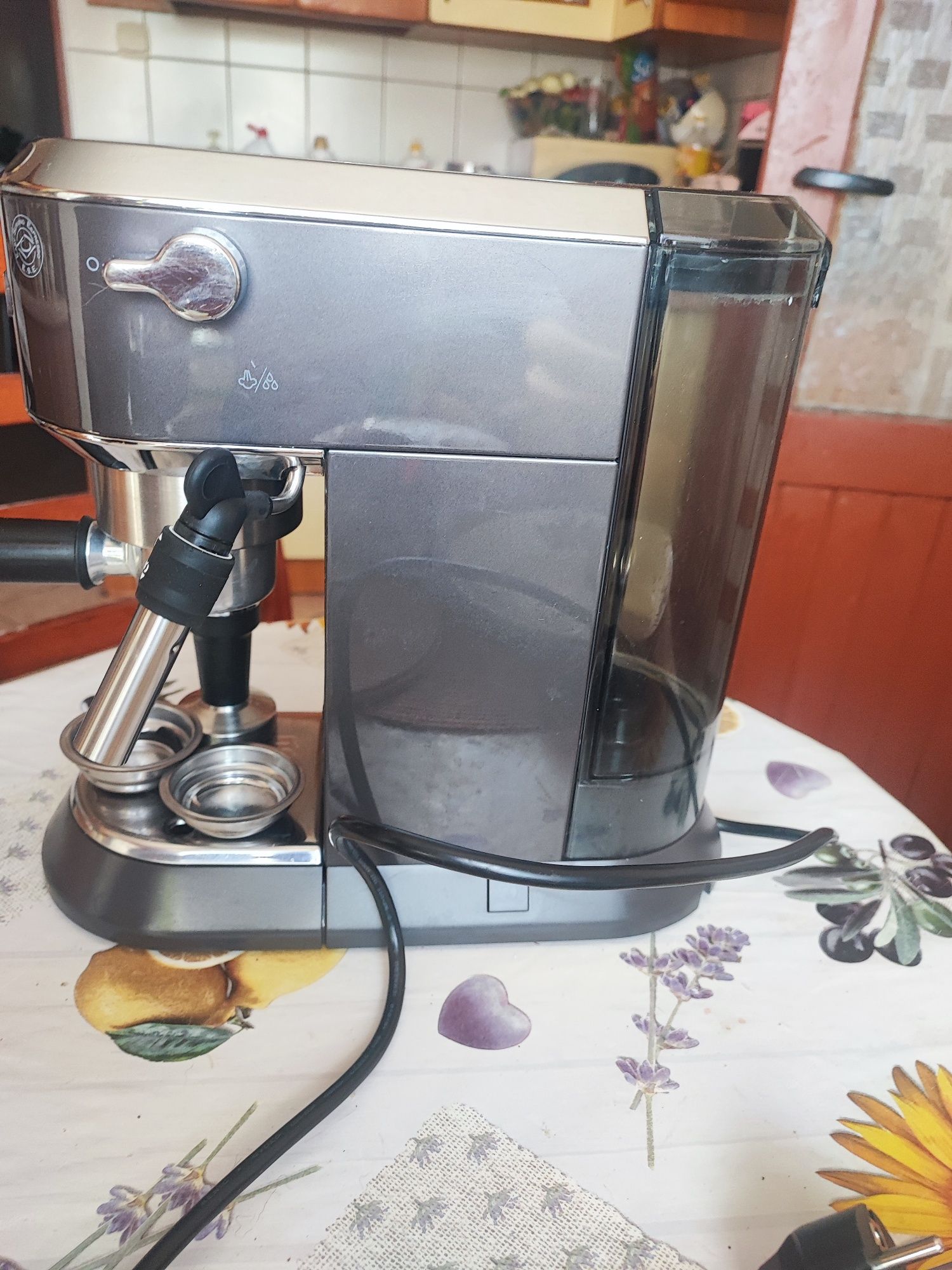 Express do kawy delongi mało używany tanio