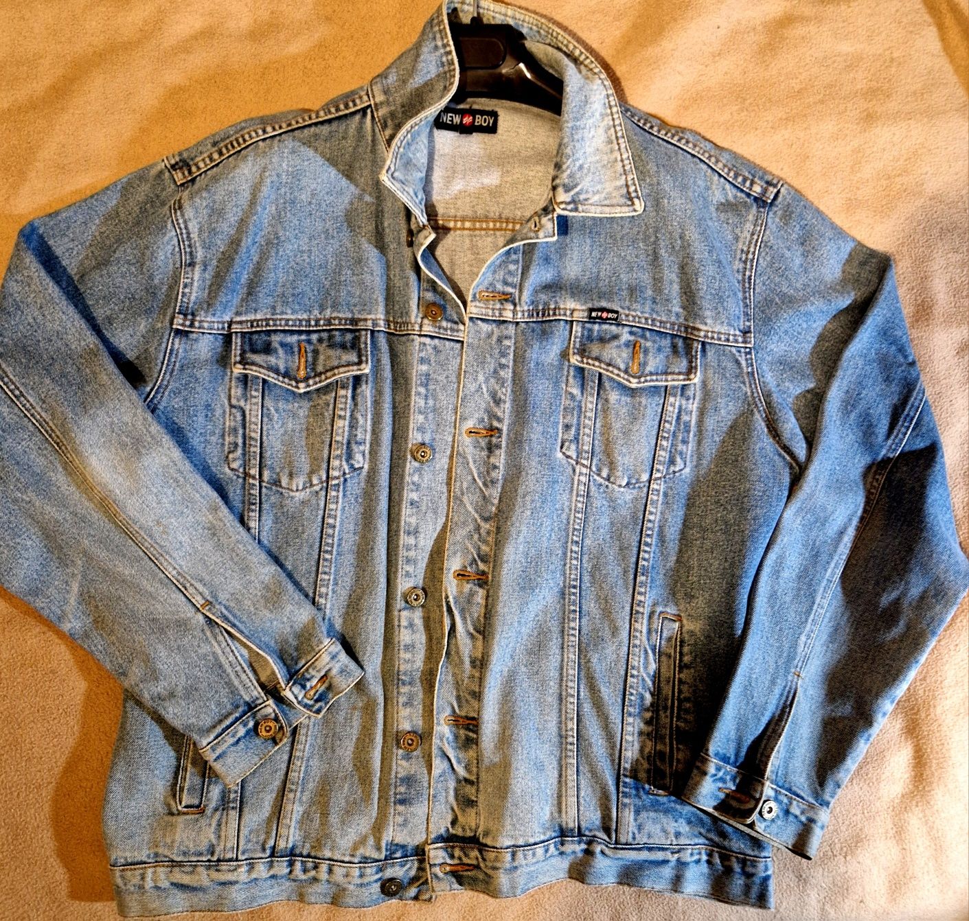Casaco de ganga 3xl n 52-56 azul claro s/novo uso raramente 
Apenas 7