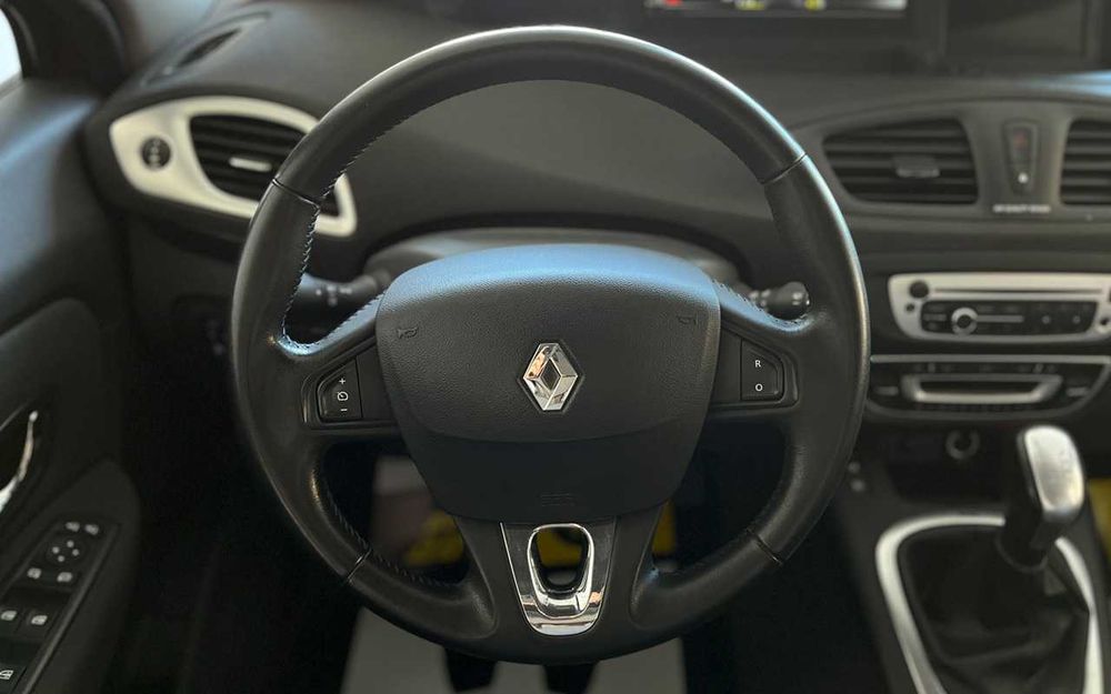 Renault Megane Scenic 2013