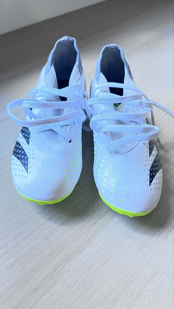 Buty korki adidas rozmiar 32