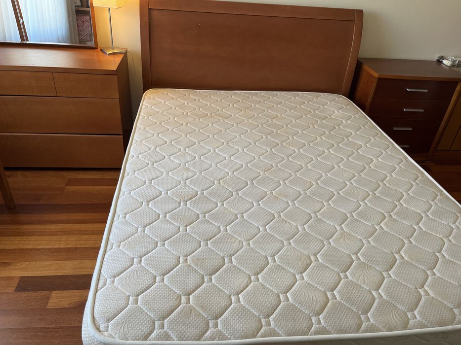Quarto de casa em cerejeira, cama de casal com estrado, colchao, movel