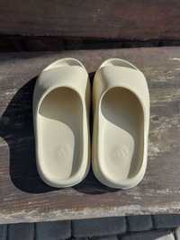 Klapki Yeezy Slide BONE