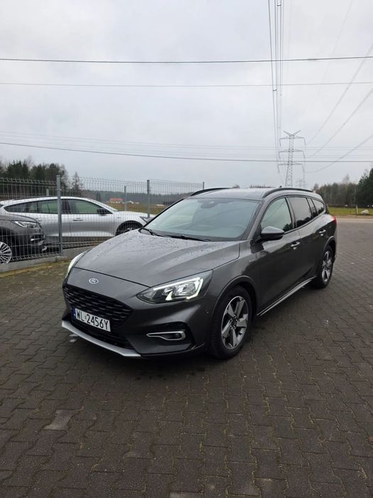 Ford Focus 1,5 ACTIVE aut. Virtual cocpit ,el.klapa, akt.temp m.pole, kamera inne