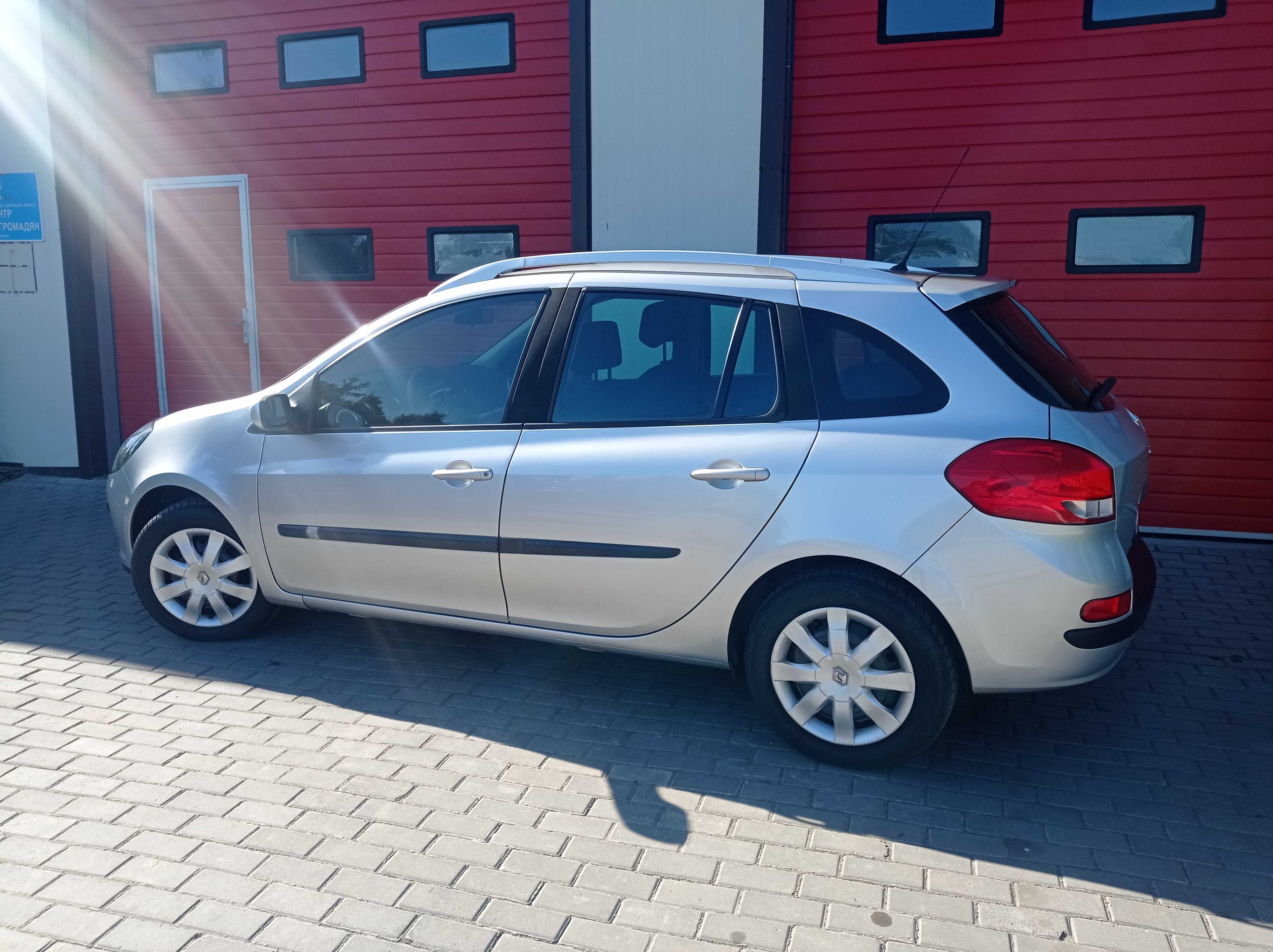 Renault CLIO, 2008 г. Универсал.