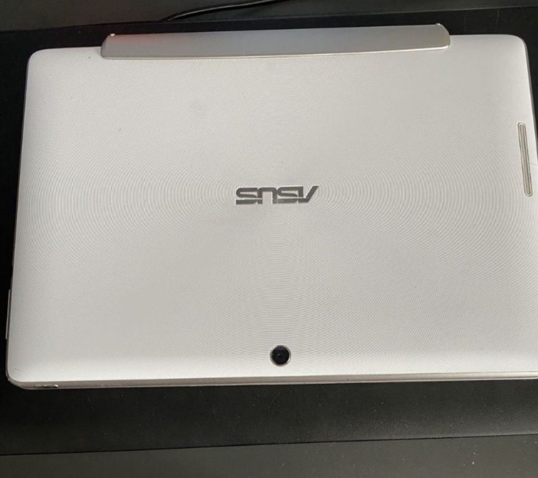 ASUS transformer pad TF300T