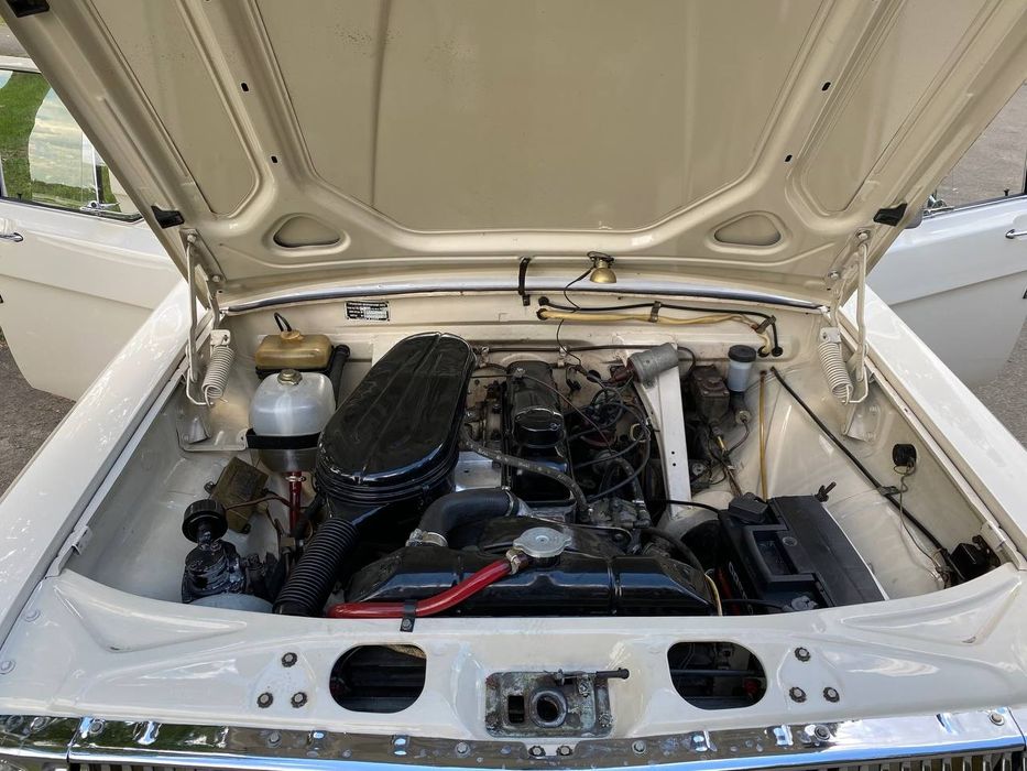 Волга ГАЗ -24 . 1976р.