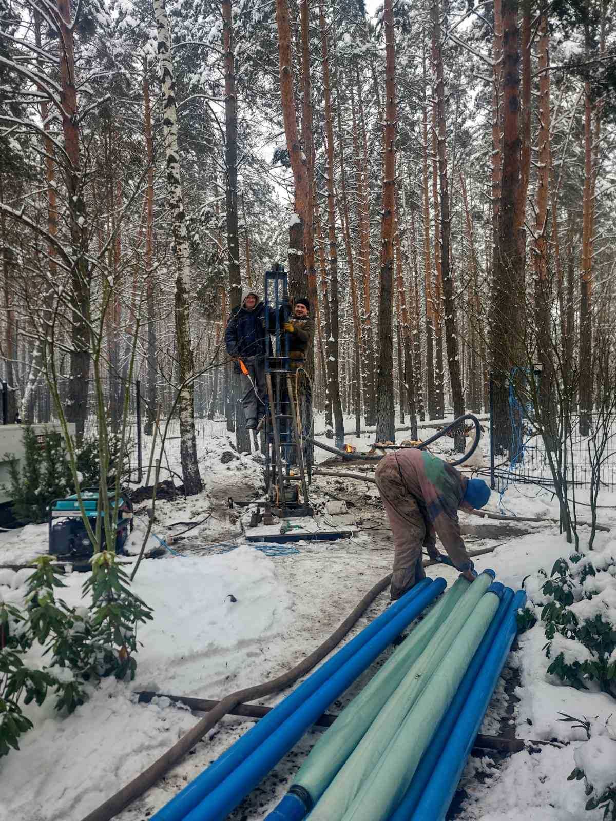 Буріння свердловин Ровжи!, Бурение скважин. Ровжи!