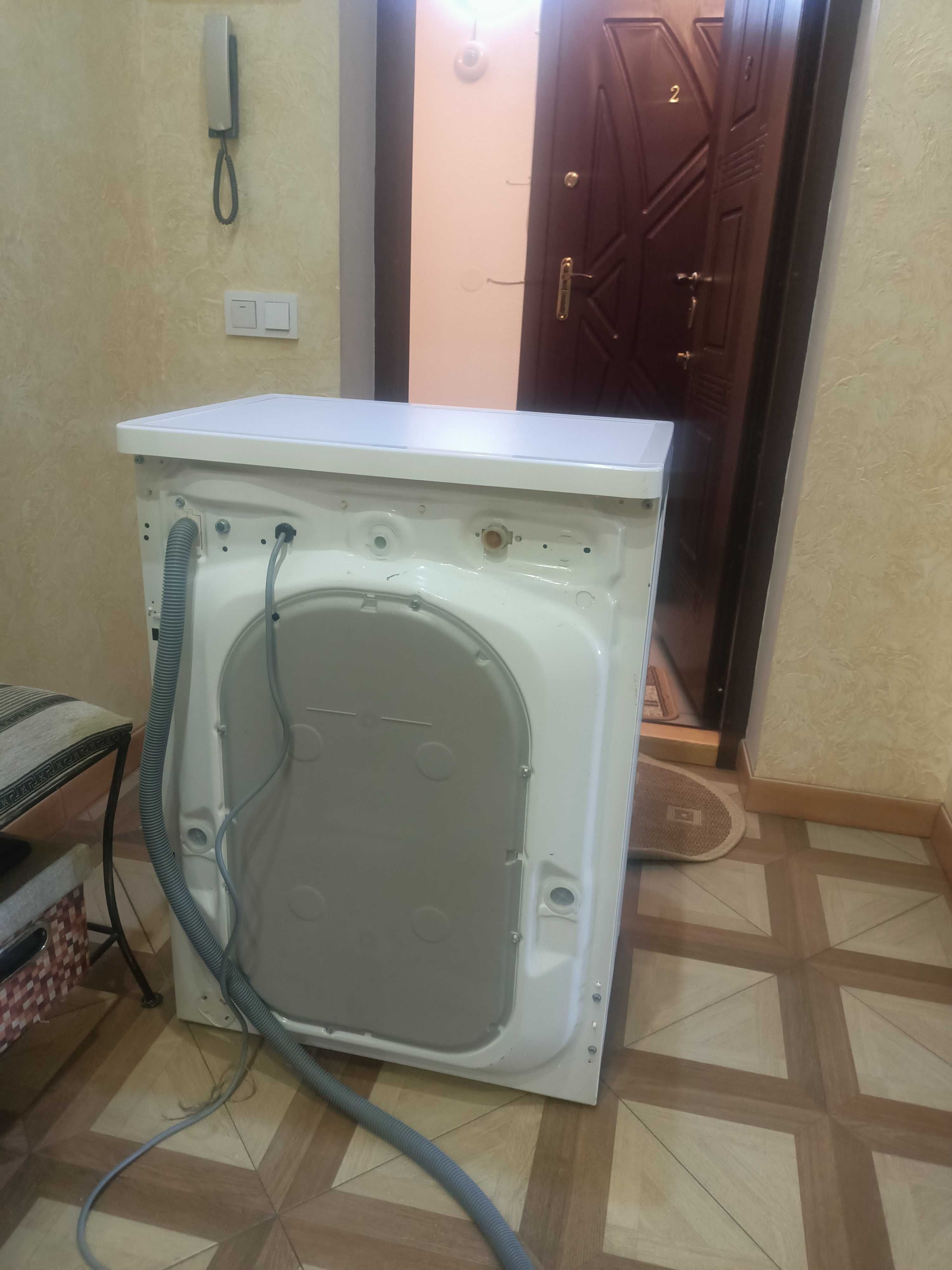 Пральна машина  Electrolux