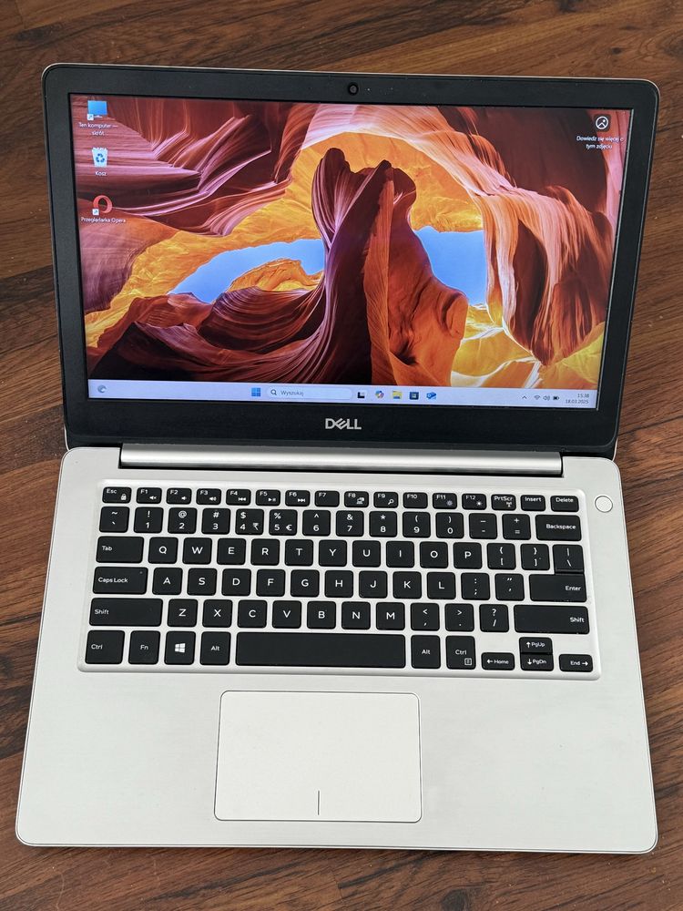 Dell Inspiron 5370, i3 8th, 8/256GB, nowa bateria, idealny stan