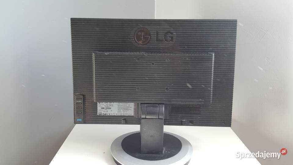 Monitor LCD LG 19" 1440x900
