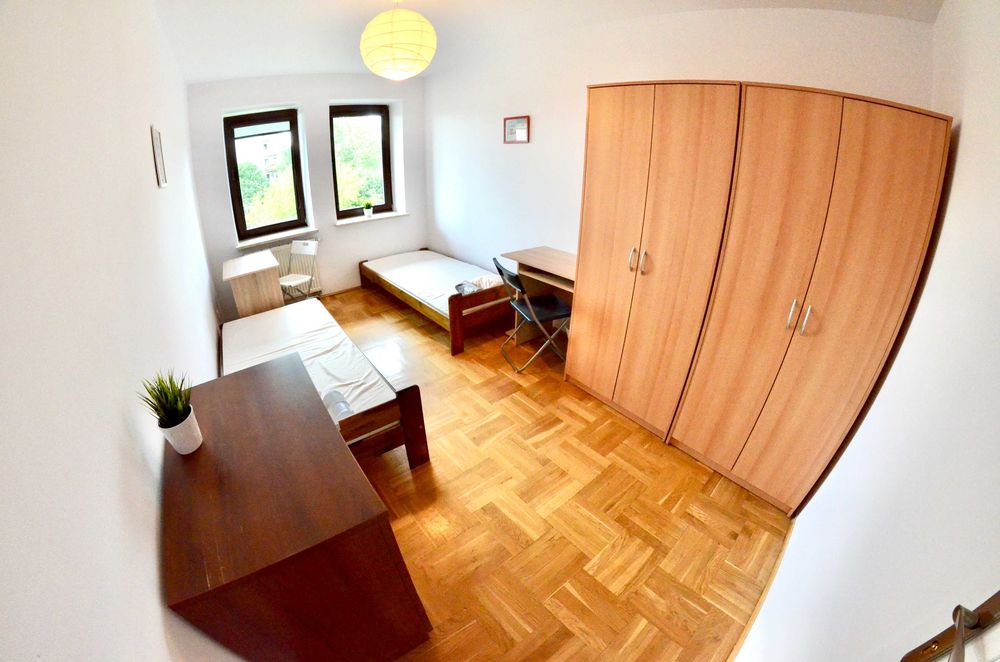 Duży pokój jednoosobowy VIP, Reja 12, tyły UR UJ PK