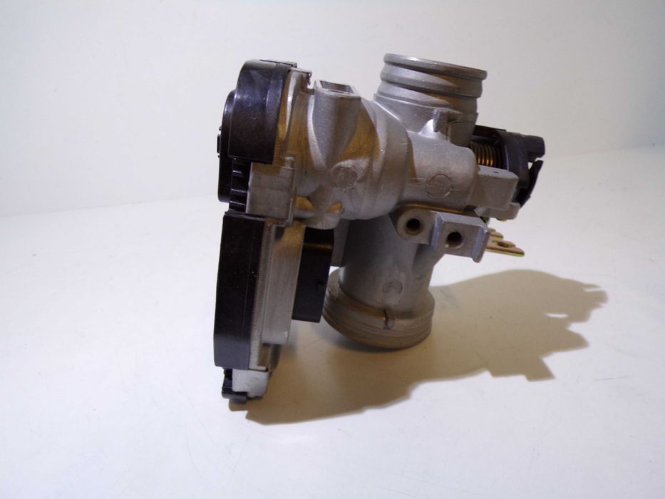 Przepustnica ECU Nowa zaczyta klucz Vespa GTS Piaggio X10 125
