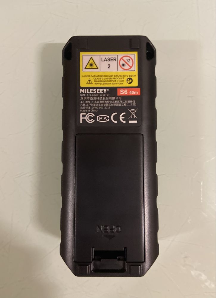 Medidor de distancias digital laser