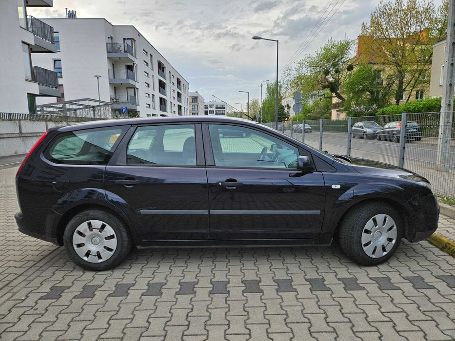Ford Focus 1.6 TDCi 90 KM. Mały przebieg, od lat 1 właściciel
