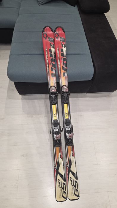 OKAZJA! Sprzedam sportowe narty juniorskie Völkl Racetiger G5 Racing.