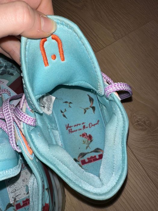 Nike Lebron XVIII Low r. 43 floral turkusowe, r. 43