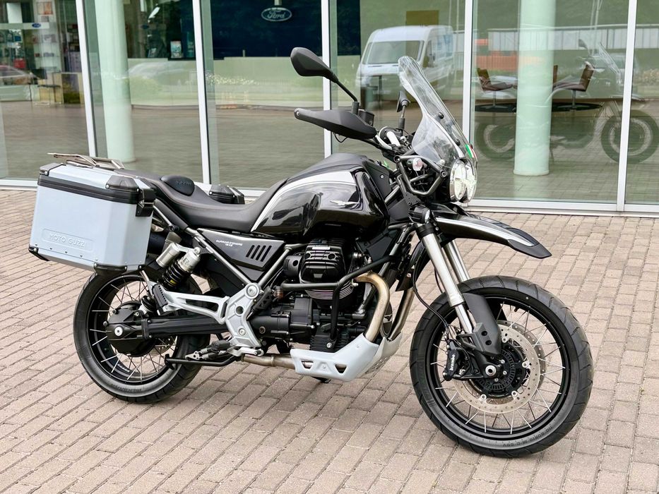 Moto Guzzi V85TT 2023 - Мотосалон.