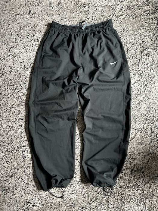 Nike спортивні штани на утяжках
